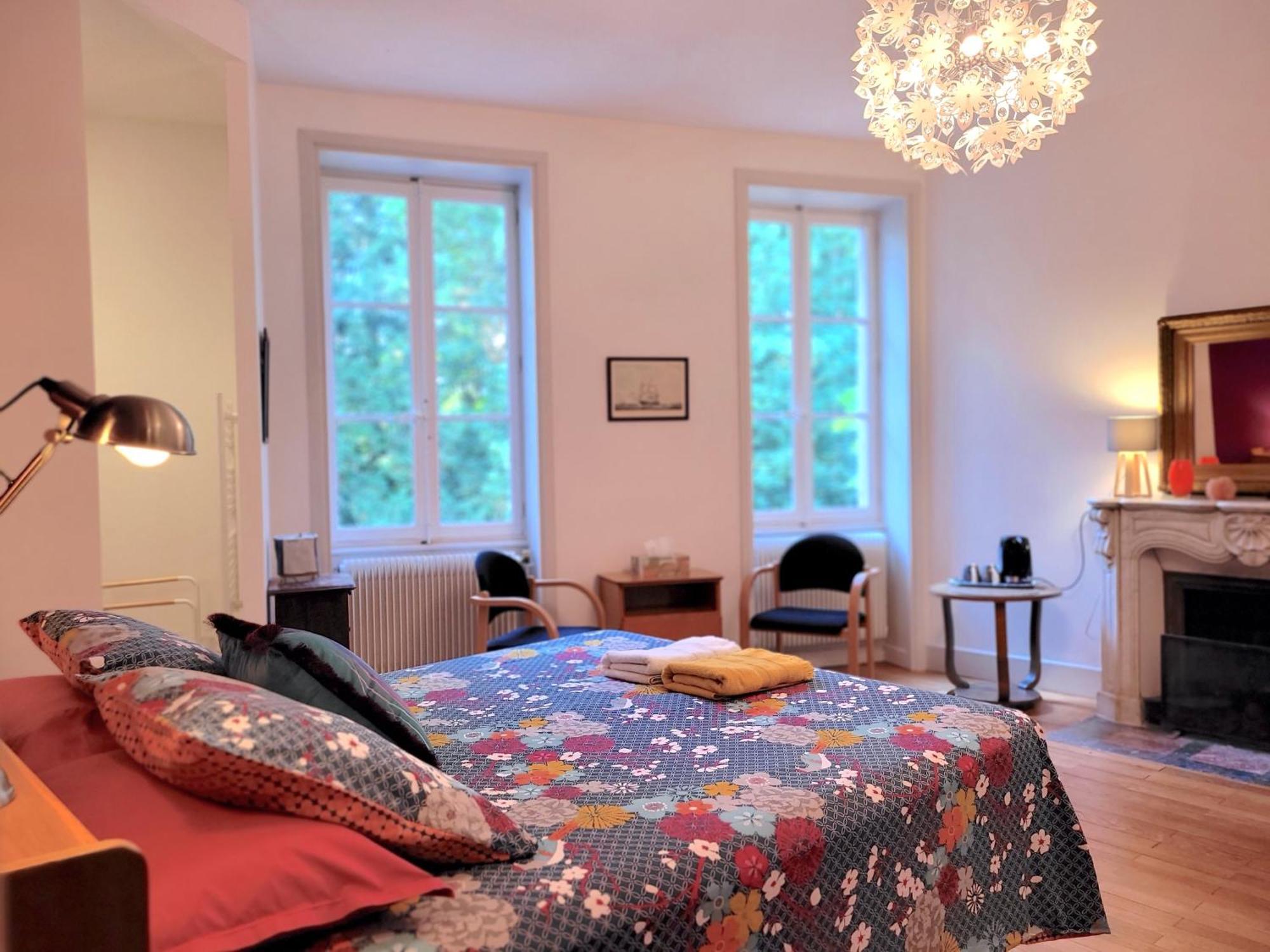L'Ancre Vive Bed & Breakfast Charentay Exterior photo